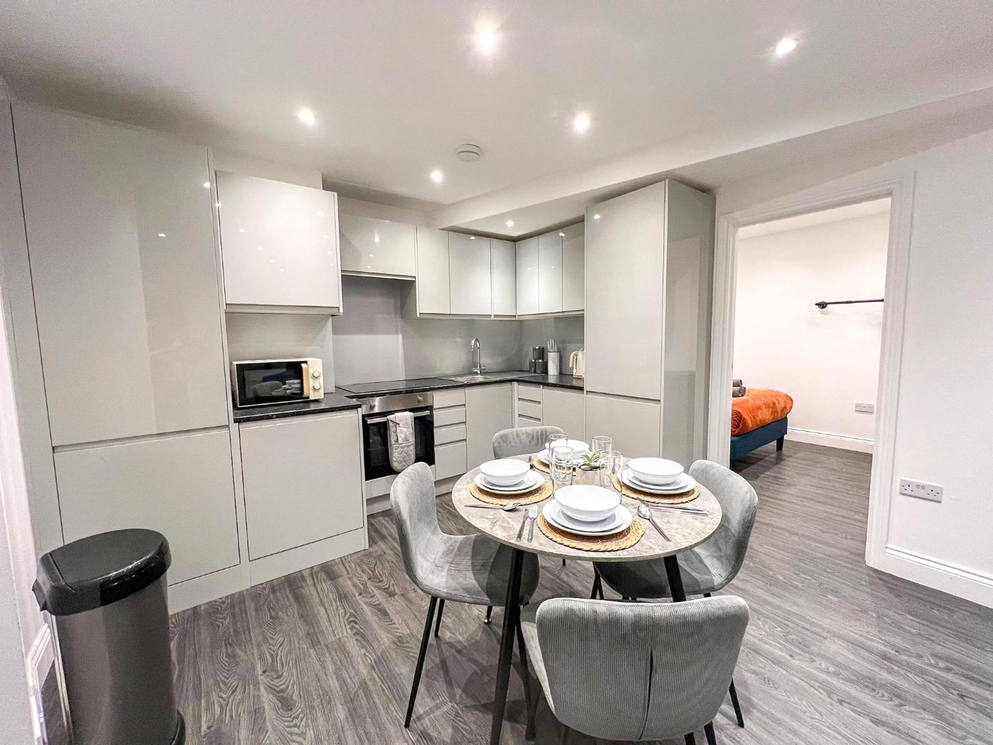 1-Bedroom Apartments In Shoreditch, Old Street, Hoxton London Exterior photo
