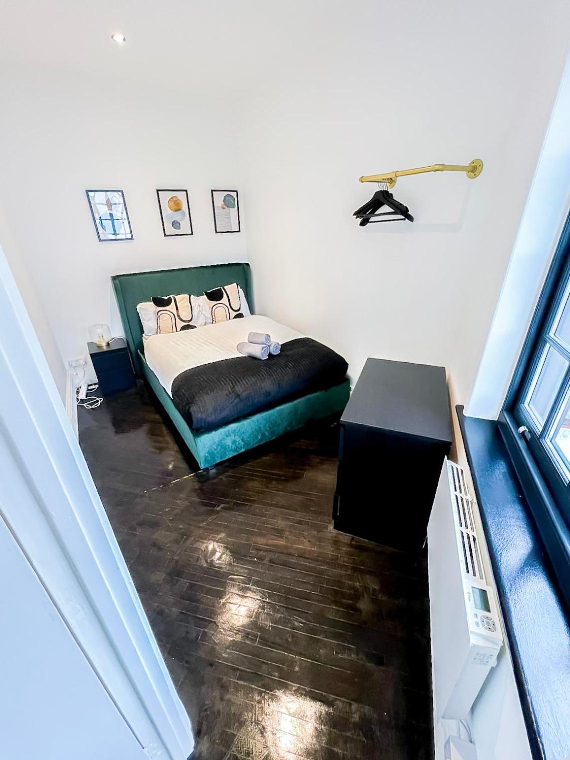 1-Bedroom Apartments In Shoreditch, Old Street, Hoxton London Exterior photo