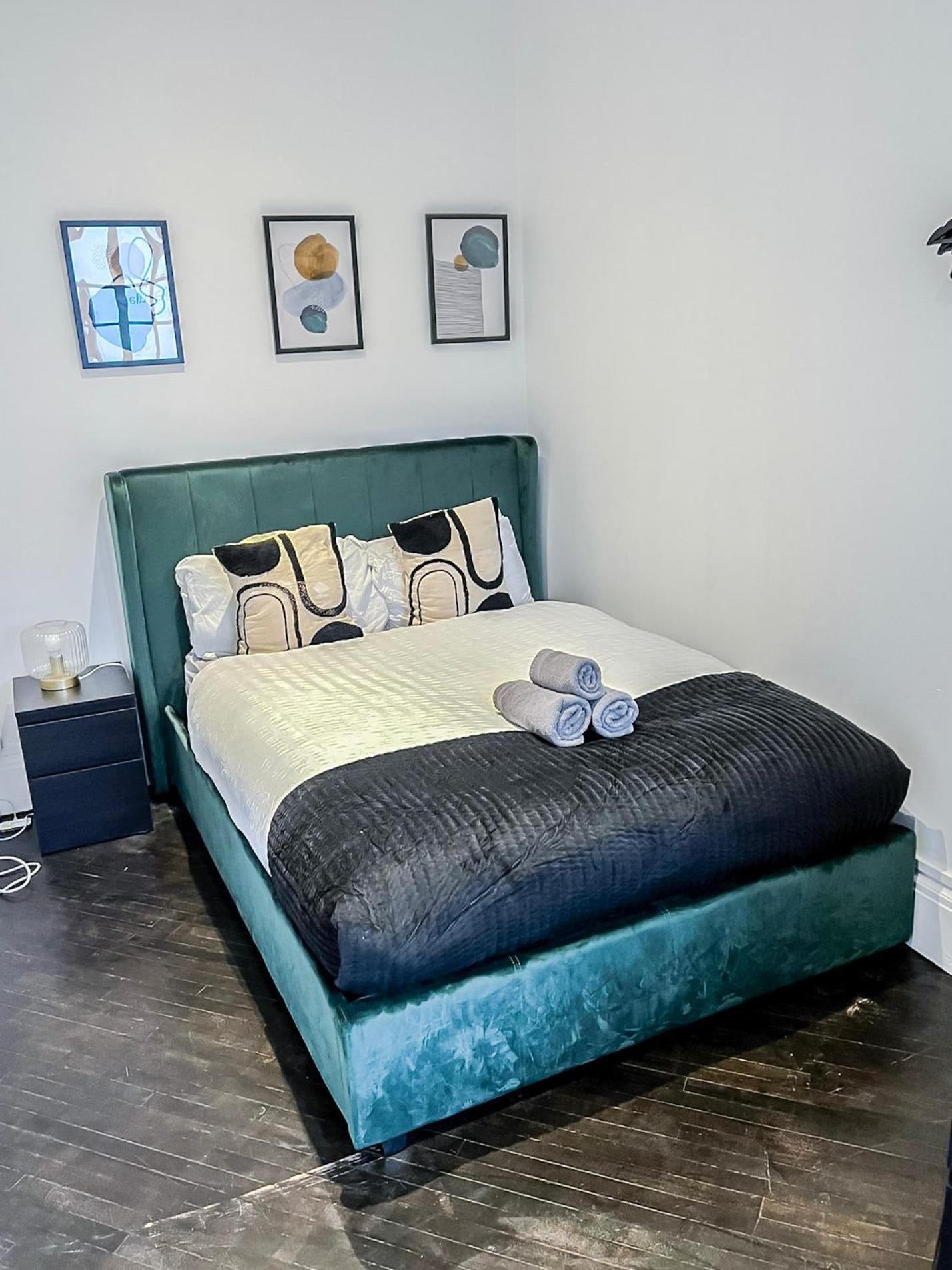 1-Bedroom Apartments In Shoreditch, Old Street, Hoxton London Exterior photo