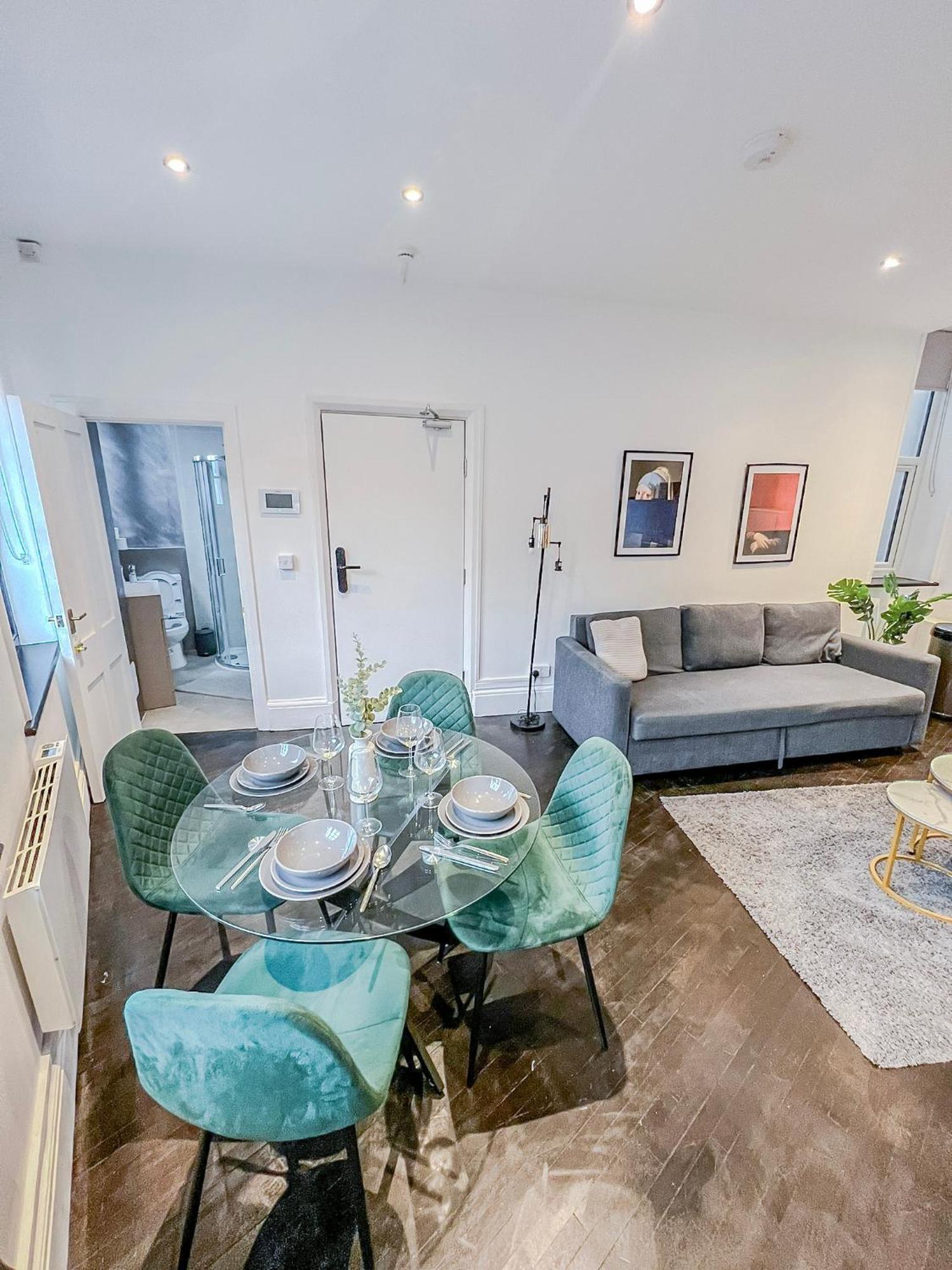 1-Bedroom Apartments In Shoreditch, Old Street, Hoxton London Exterior photo